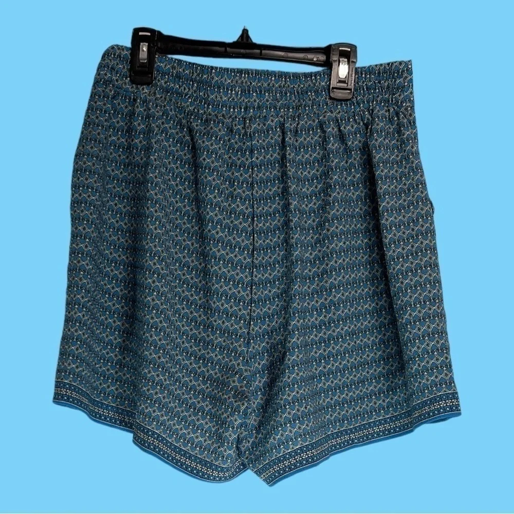 Max Studio Women’s Silky High Waist Fashion Shorts Size M